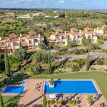 Macy - Monte Rei Villa *